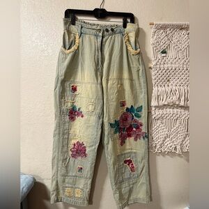 Floral Chic Rugged Embroidered Women's Wide Leg Jeans